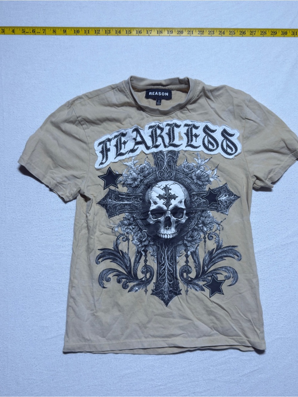 Reason Tan 'Fearless' Skull Cross Graphic Short Sleeve Tee